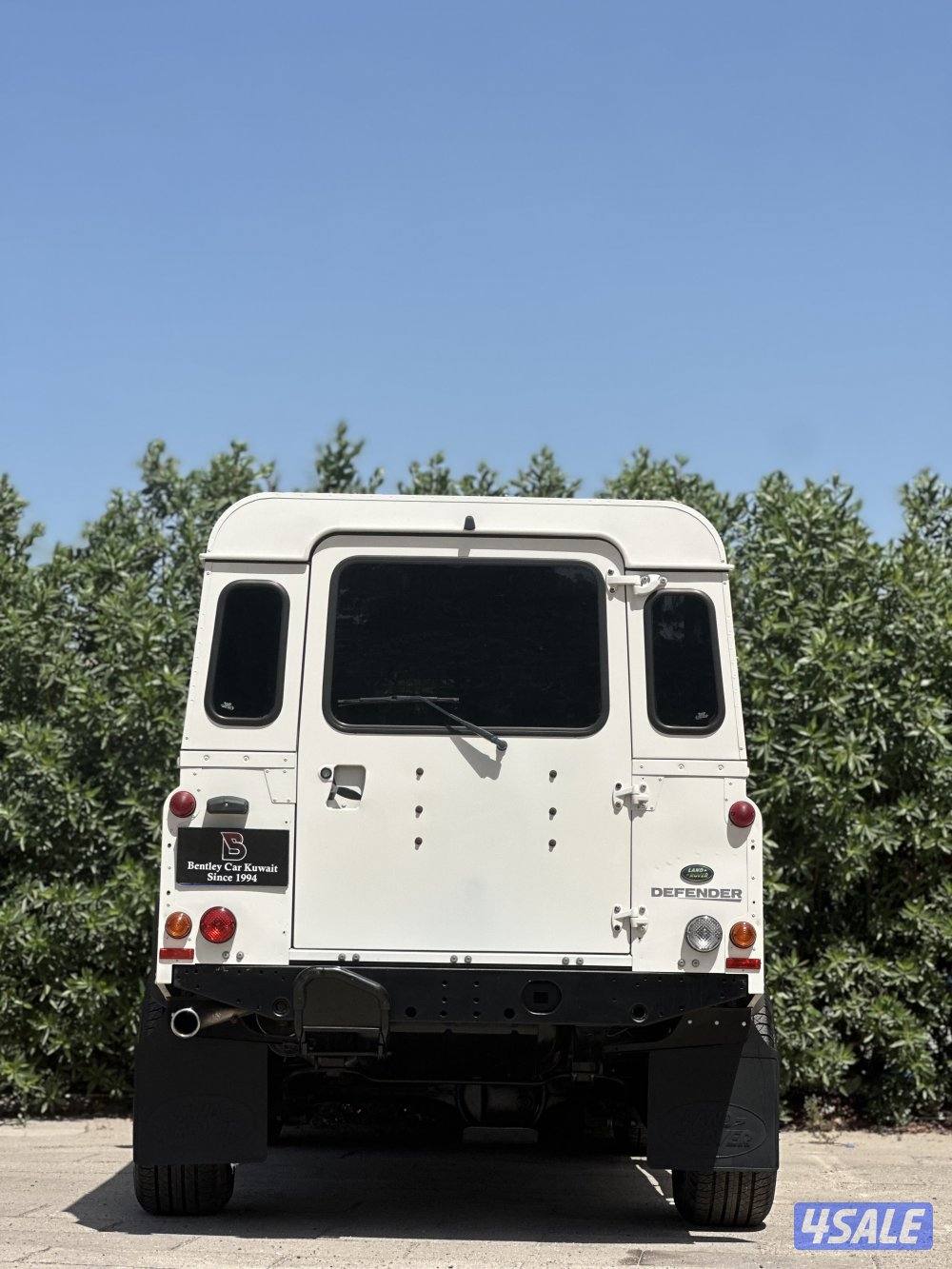 Defender 2009 بحالة الوكالة عداده 80 الف فقط4