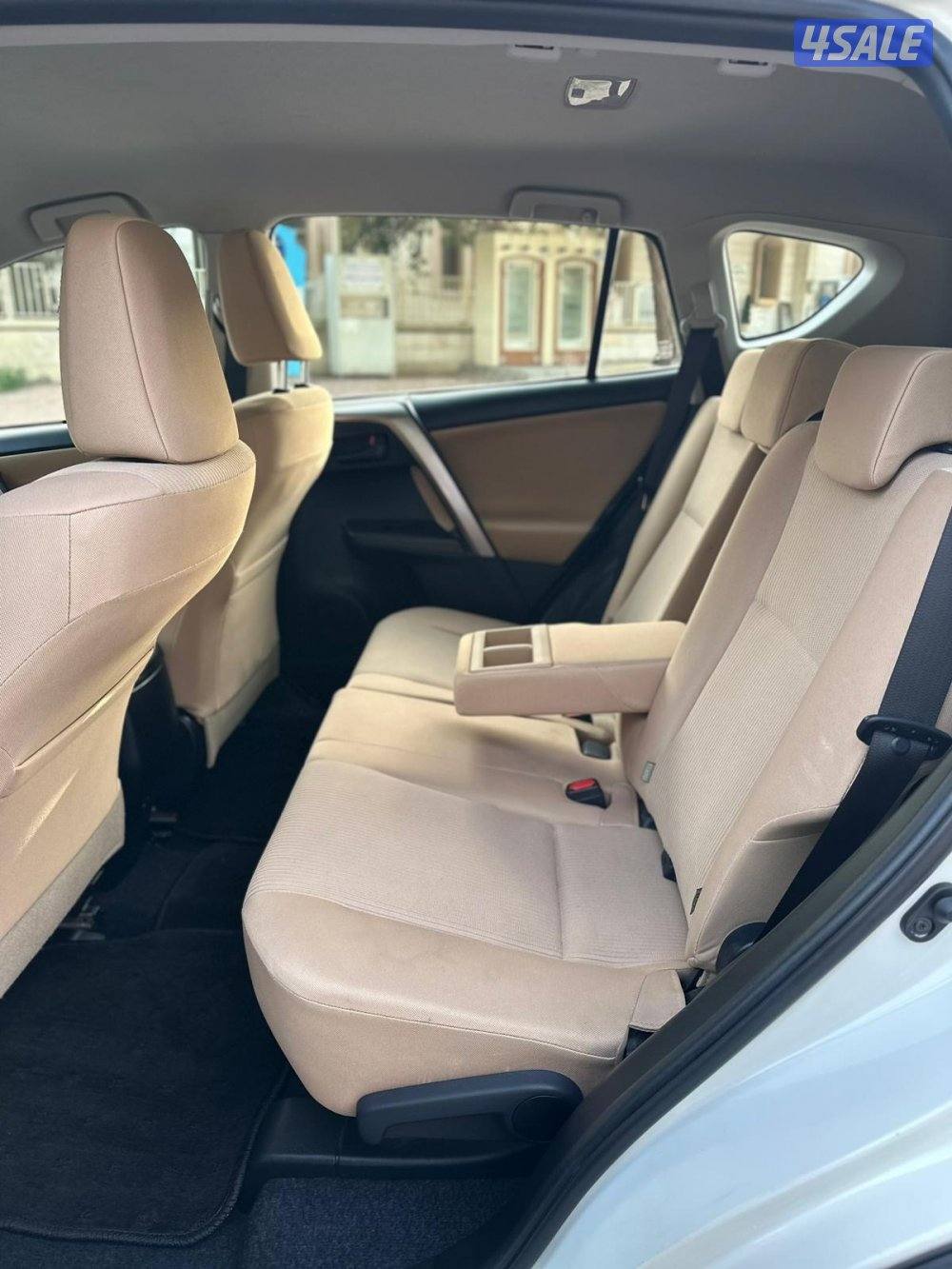 للبيع راف 4 موديل 2018 عداد 150 الف شاصي لايوثر9