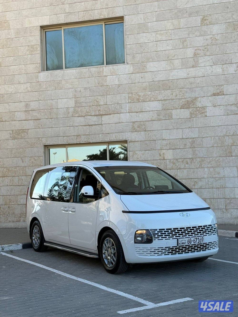 هوينداي ستاربا ١٢ راكب0