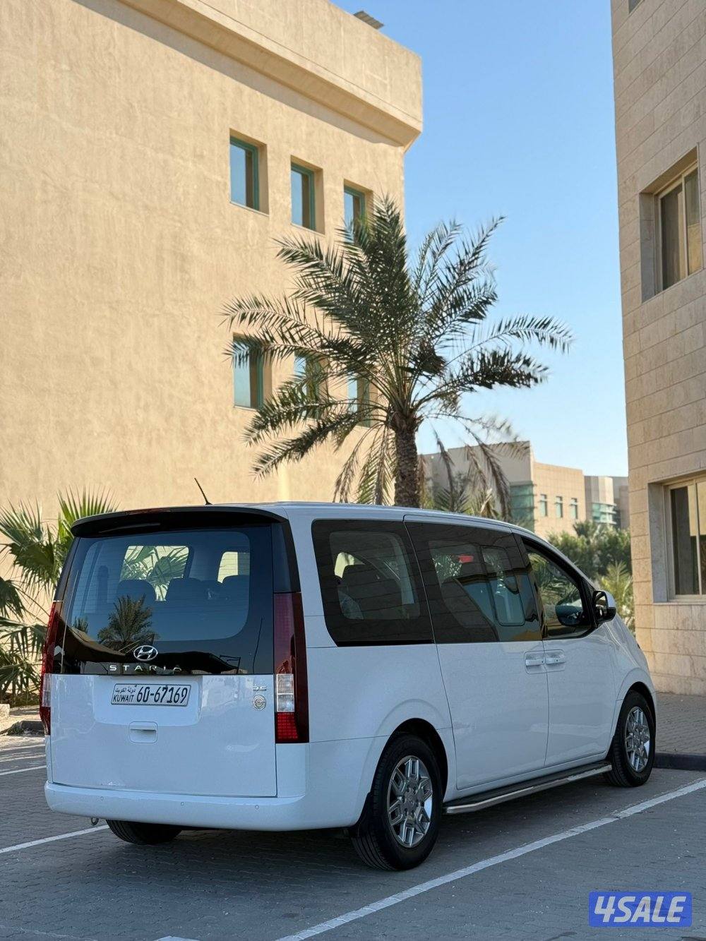 هوينداي ستاربا ١٢ راكب1