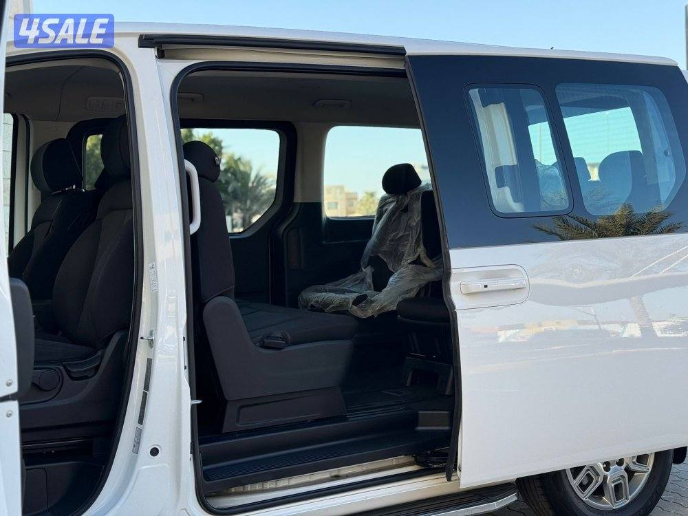 هوينداي ستاربا ١٢ راكب2