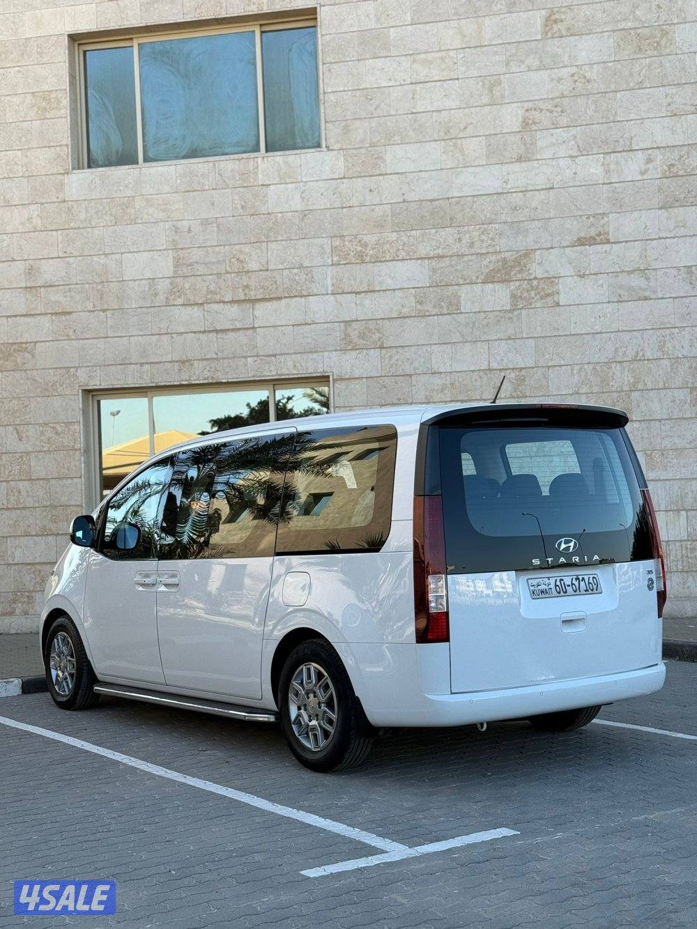 هوينداي ستاربا ١٢ راكب3