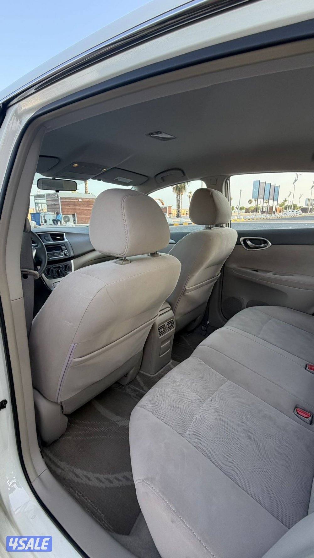 نيسان سينترا موديل 2019 / بحاله ممتازه11