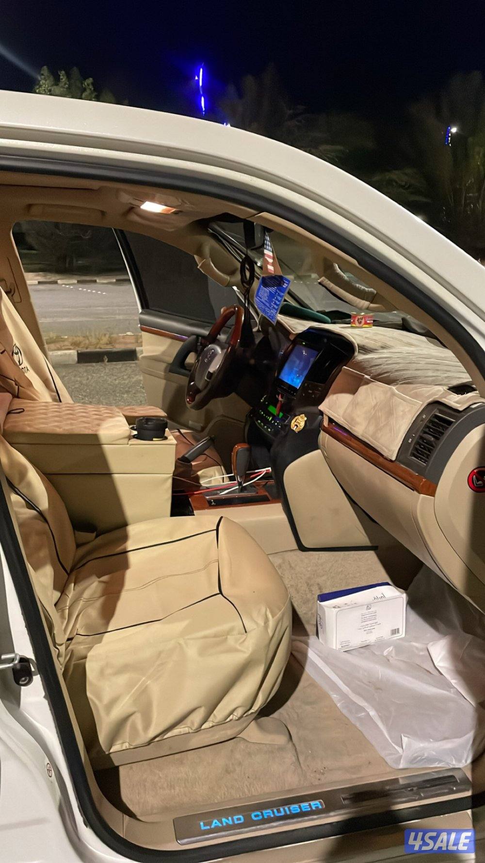 للبيع لاندكروزر ٢٠١٤GXRصبغ الوكاله بلكامل شرط الفحص ماشي٥٠٠الف1