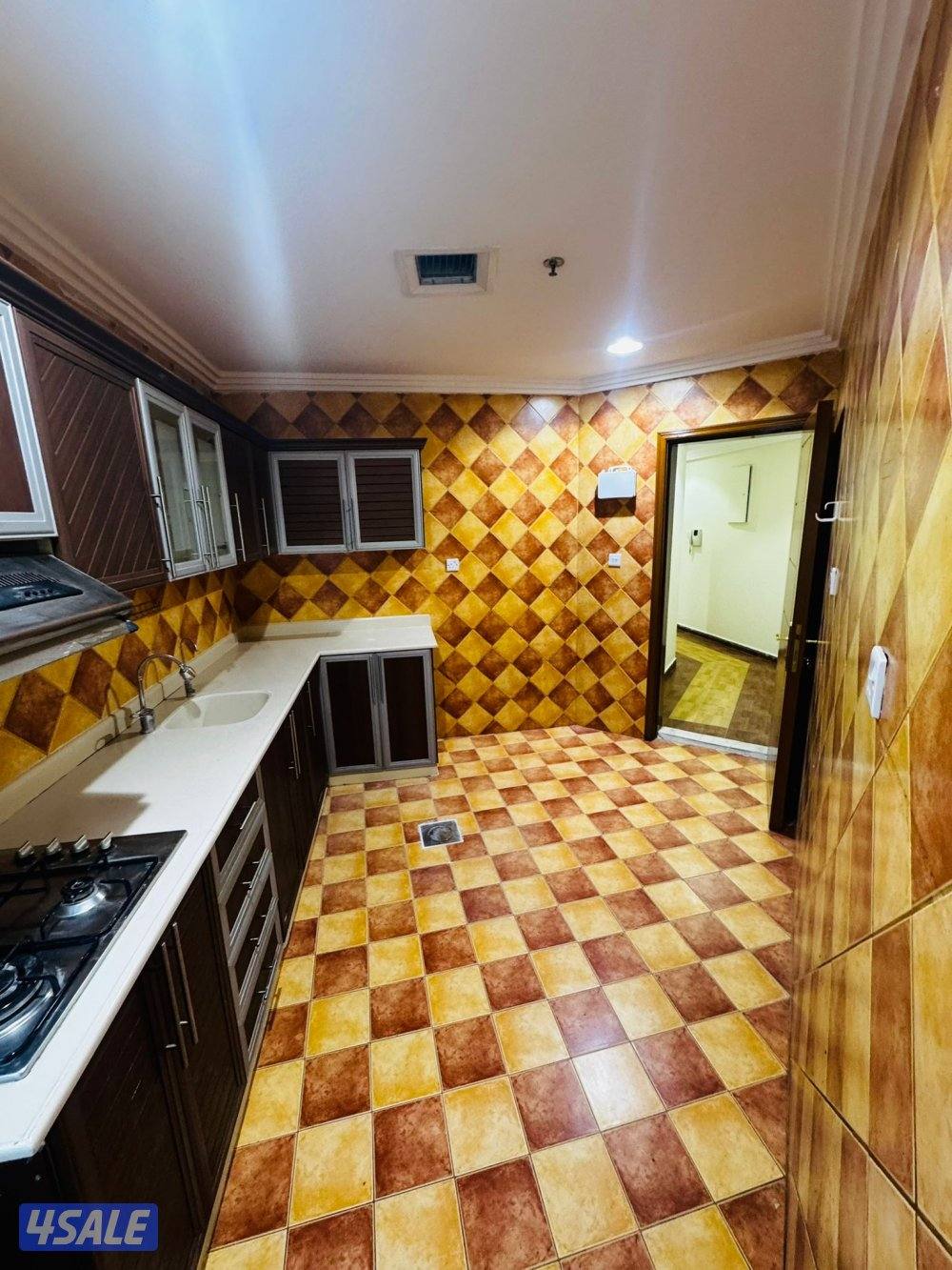 للايجار شقه بحرية شاملة2