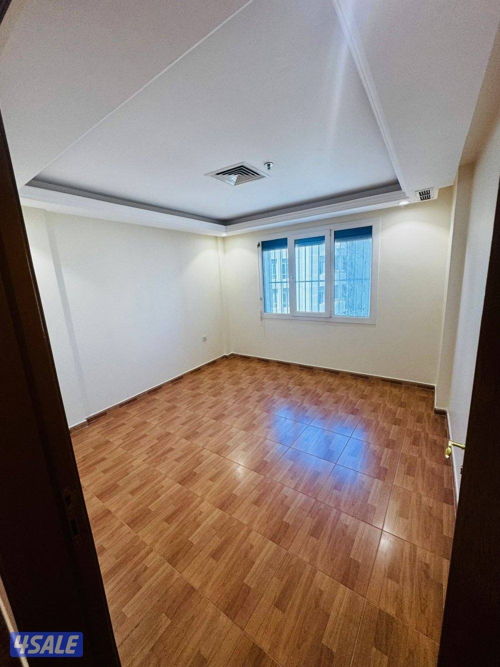 للايجار شقه بحرية شاملة8