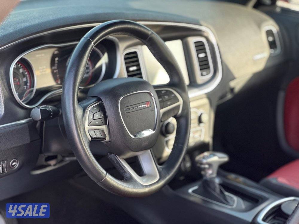 للبيع تشارجر SXT ماشي ١٣٠ الف كيلو سيرفس وكالة6