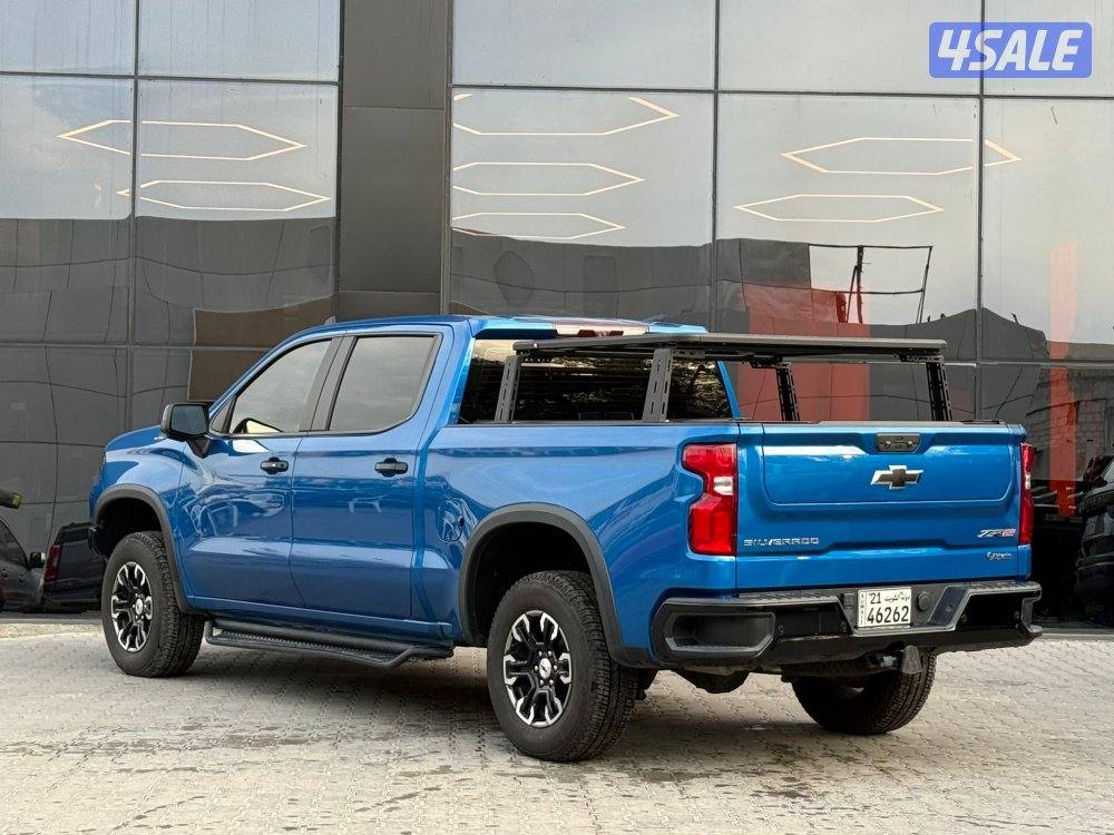 SILVERADO ZR2 6.2 _2022 صبغ الوكالة3