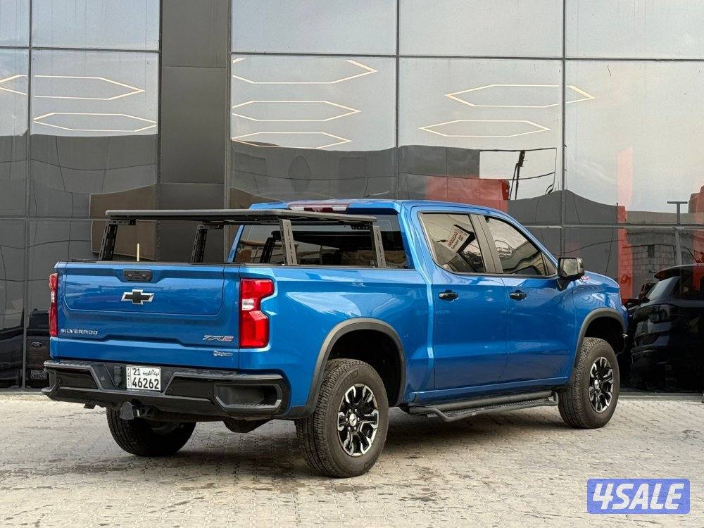 SILVERADO ZR2 6.2 _2022 صبغ الوكالة4