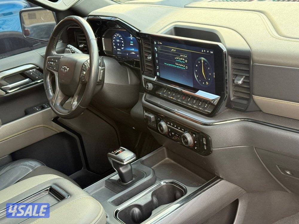 SILVERADO ZR2 6.2 _2022 صبغ الوكالة7