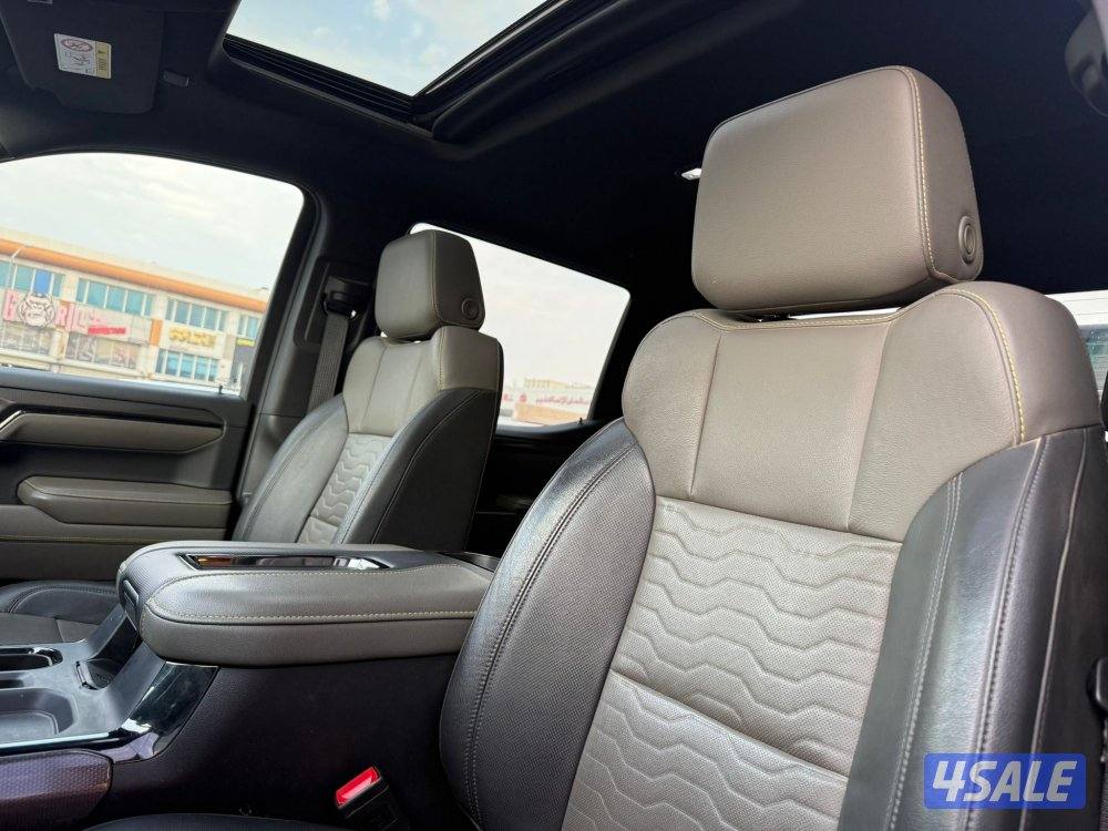 SILVERADO ZR2 6.2 _2022 صبغ الوكالة8