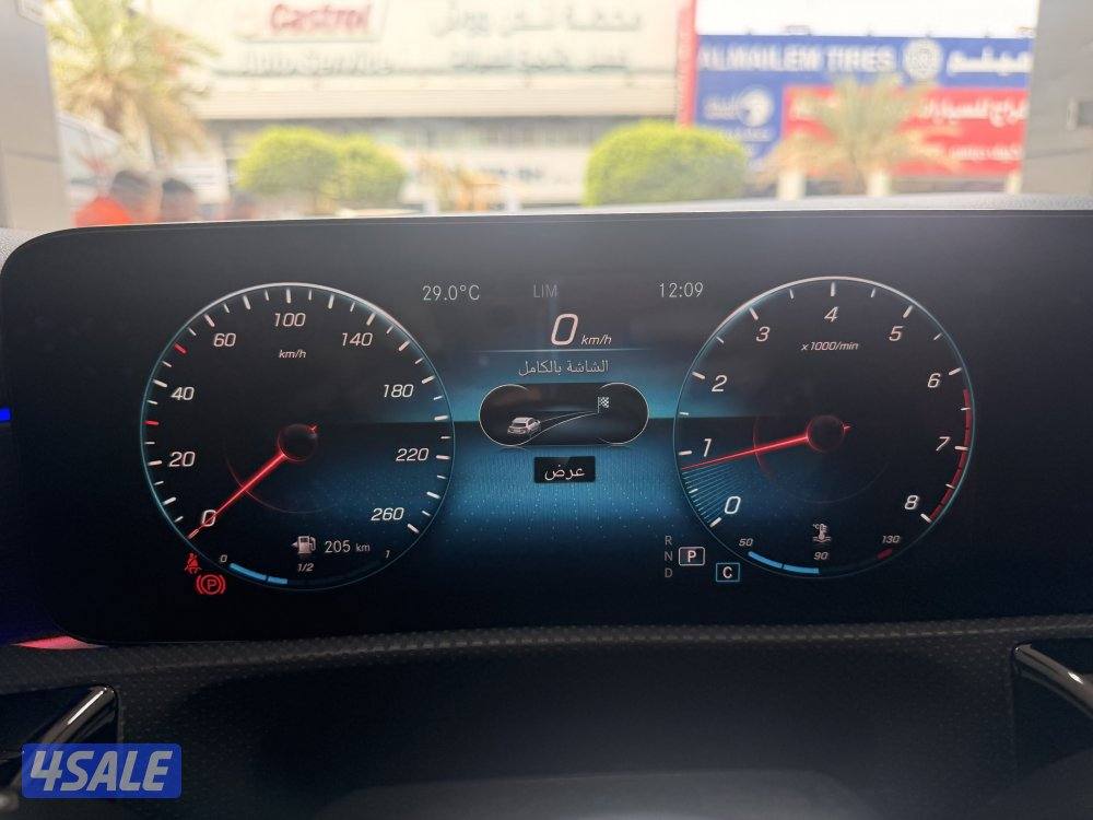 للبيع مرسيدس 200 CLA9