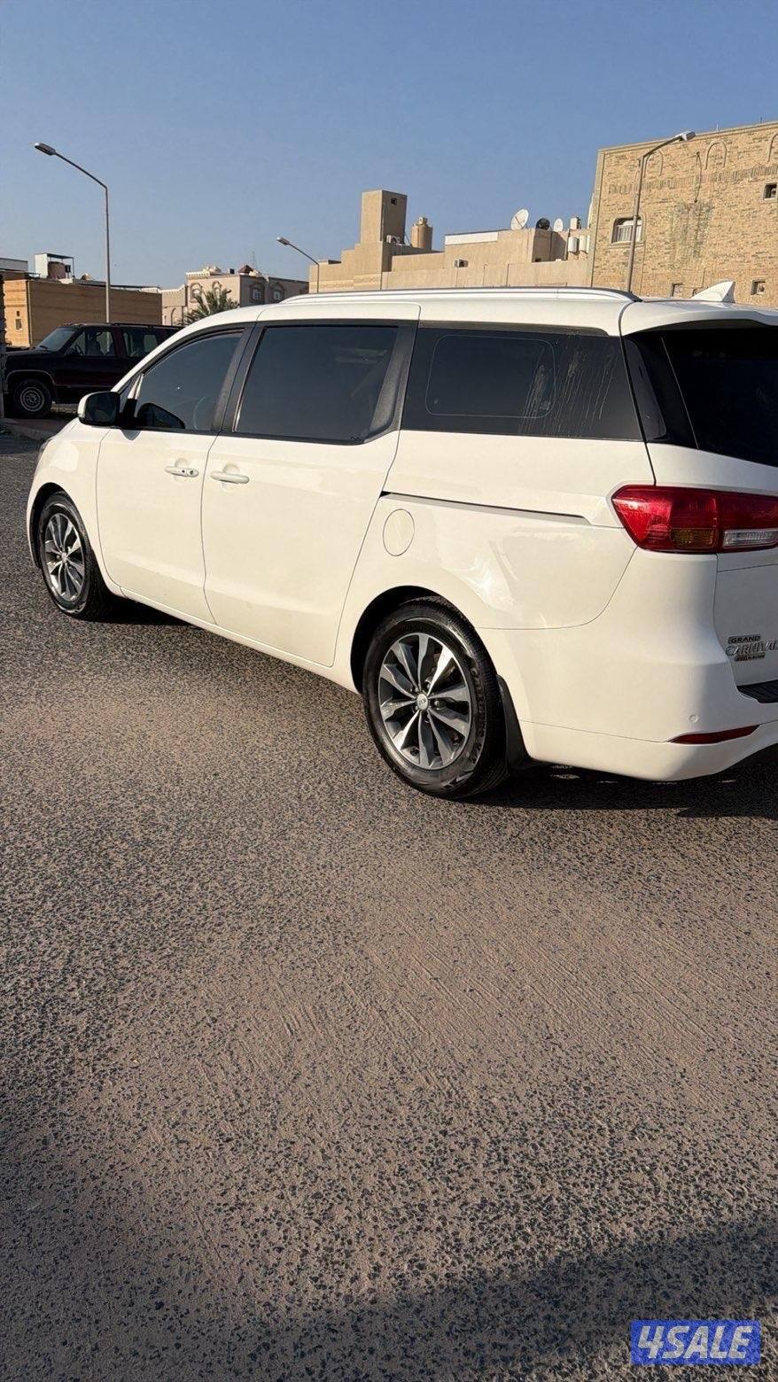 للبيع كيا كرنفال 20180