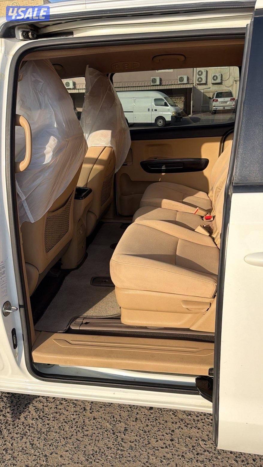 للبيع كيا كرنفال 201810