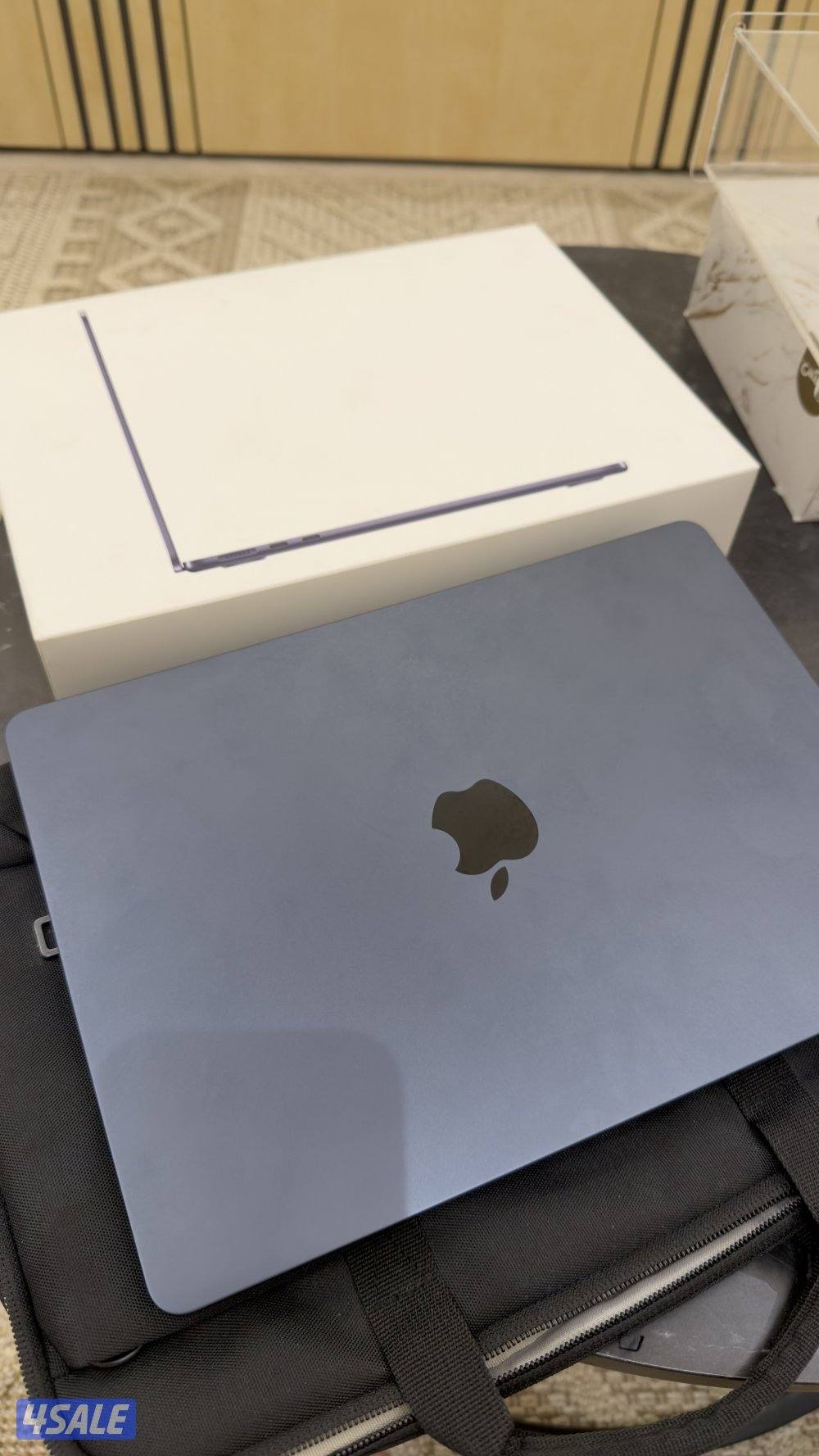 ماك بوك آير M40