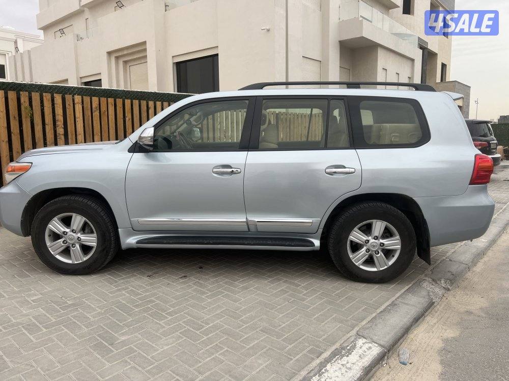 لاندكروزر  20130
