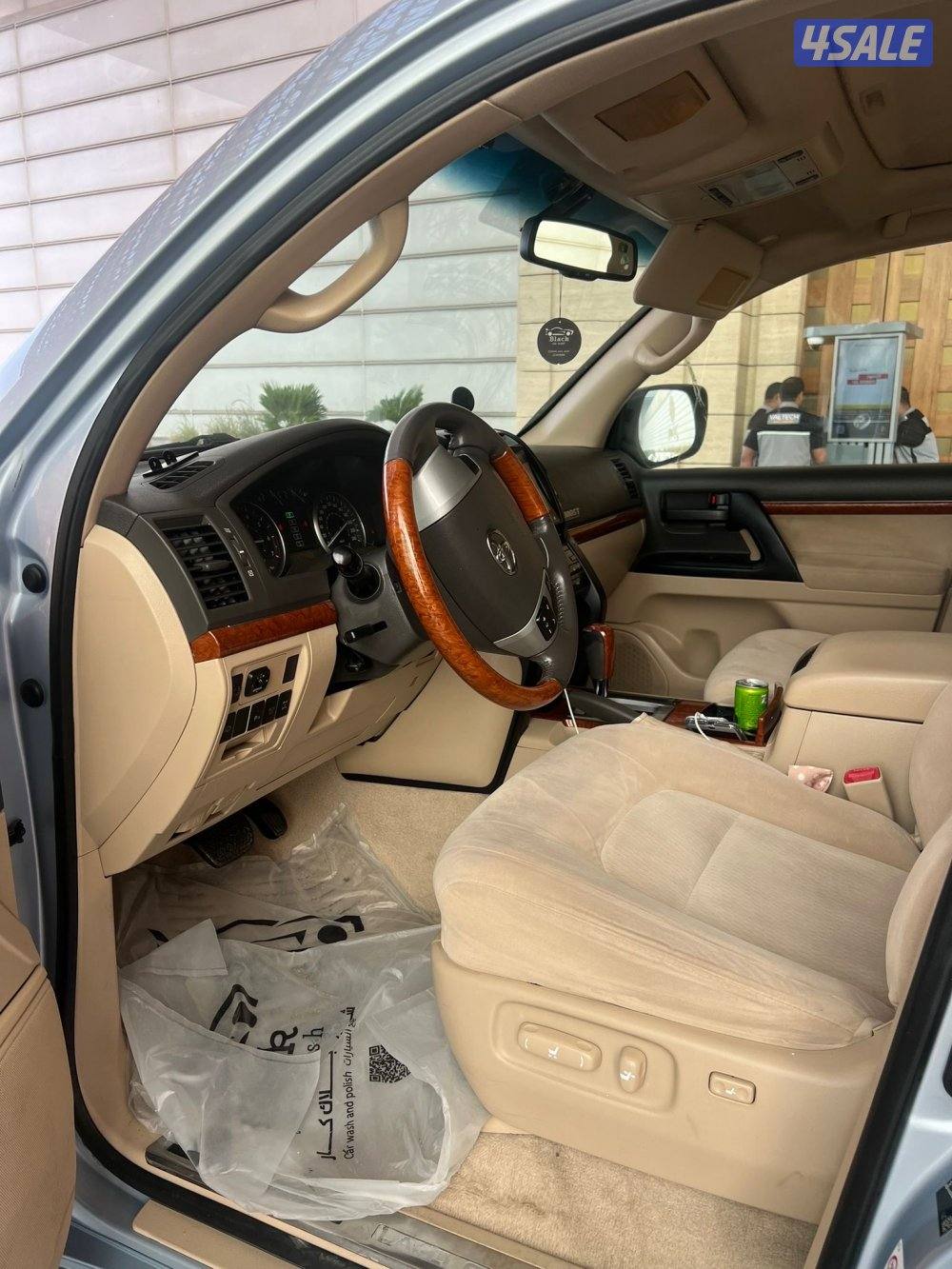 لاندكروزر  20138