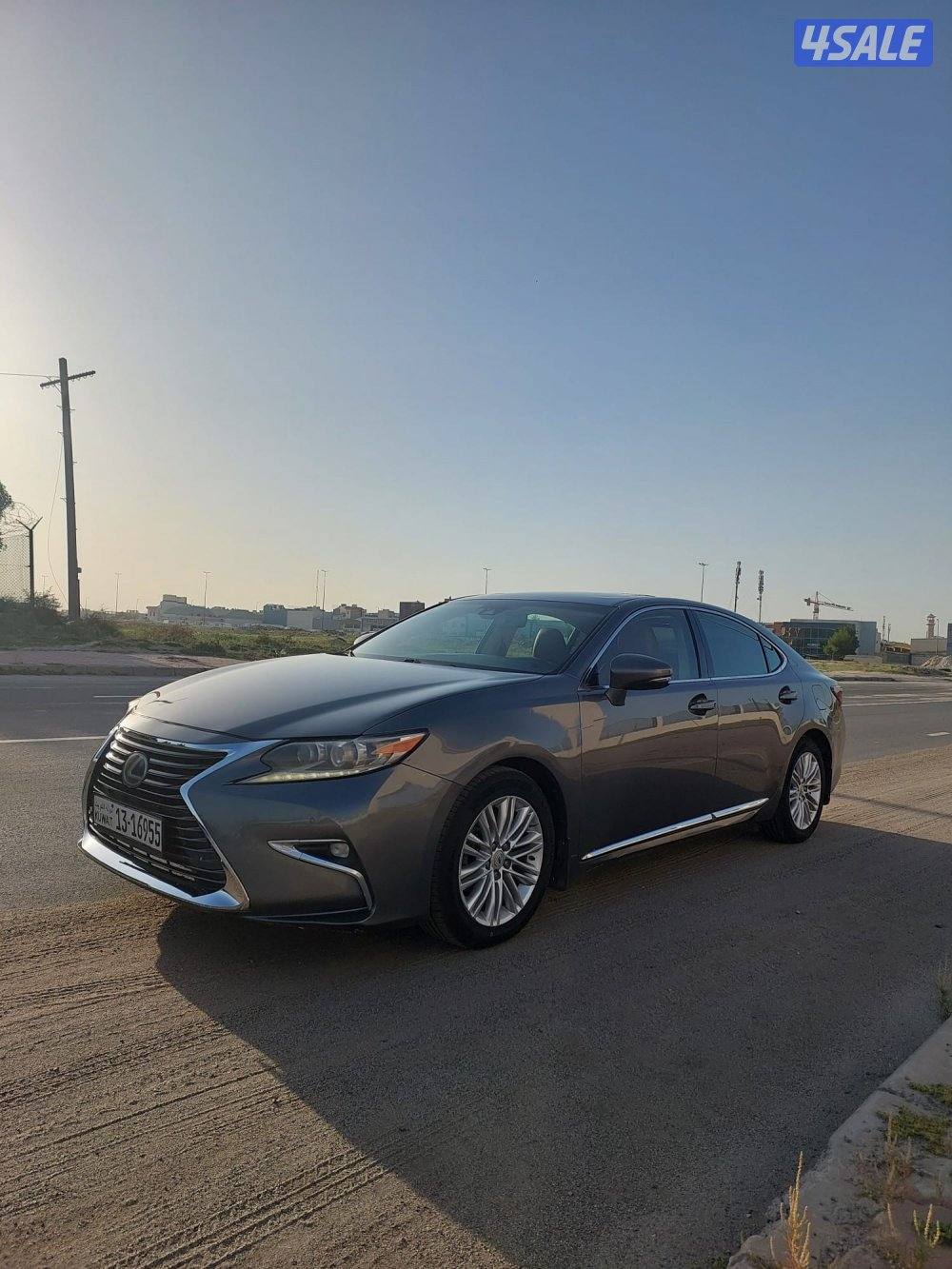 للبيع لكزسES2502