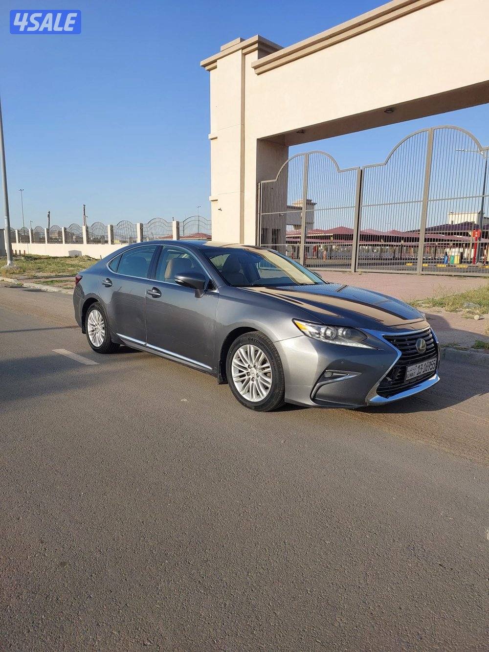 للبيع لكزسES2503