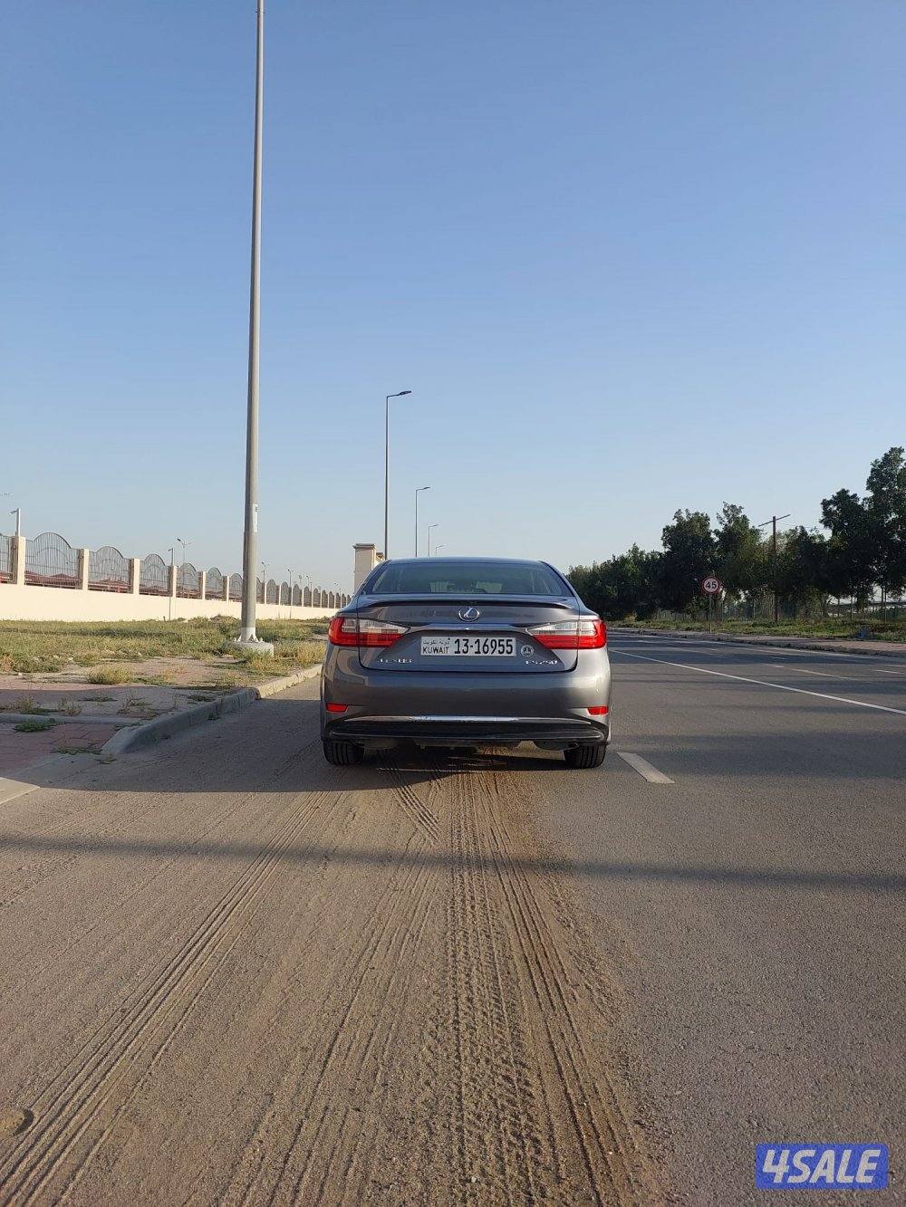 للبيع لكزسES2505