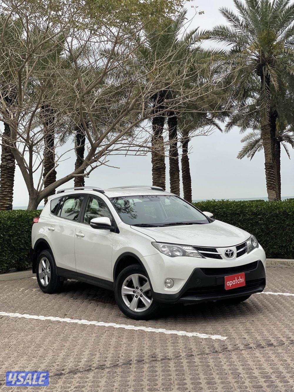 للبيع تويوتا راف فور 20144