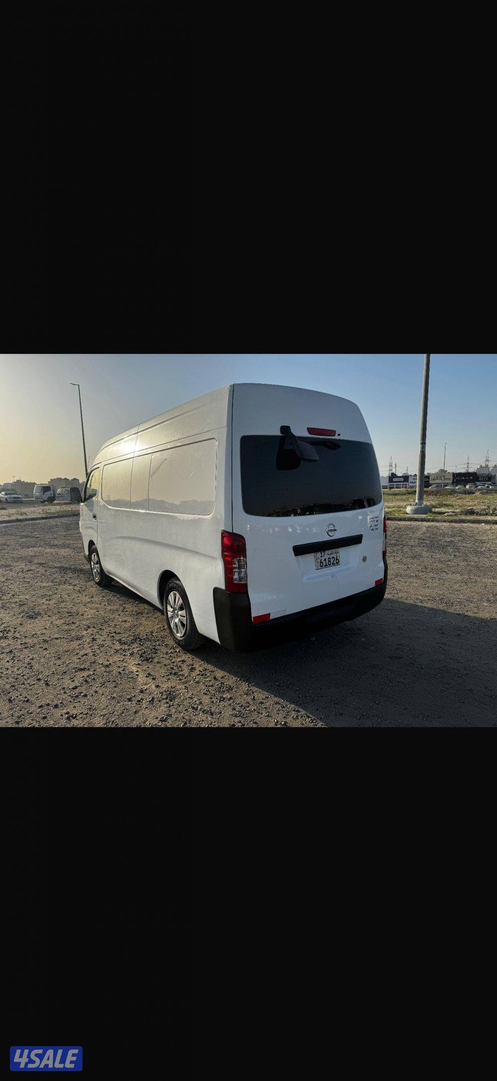 للبيع باص نيسان سقف عالي عداد 1141