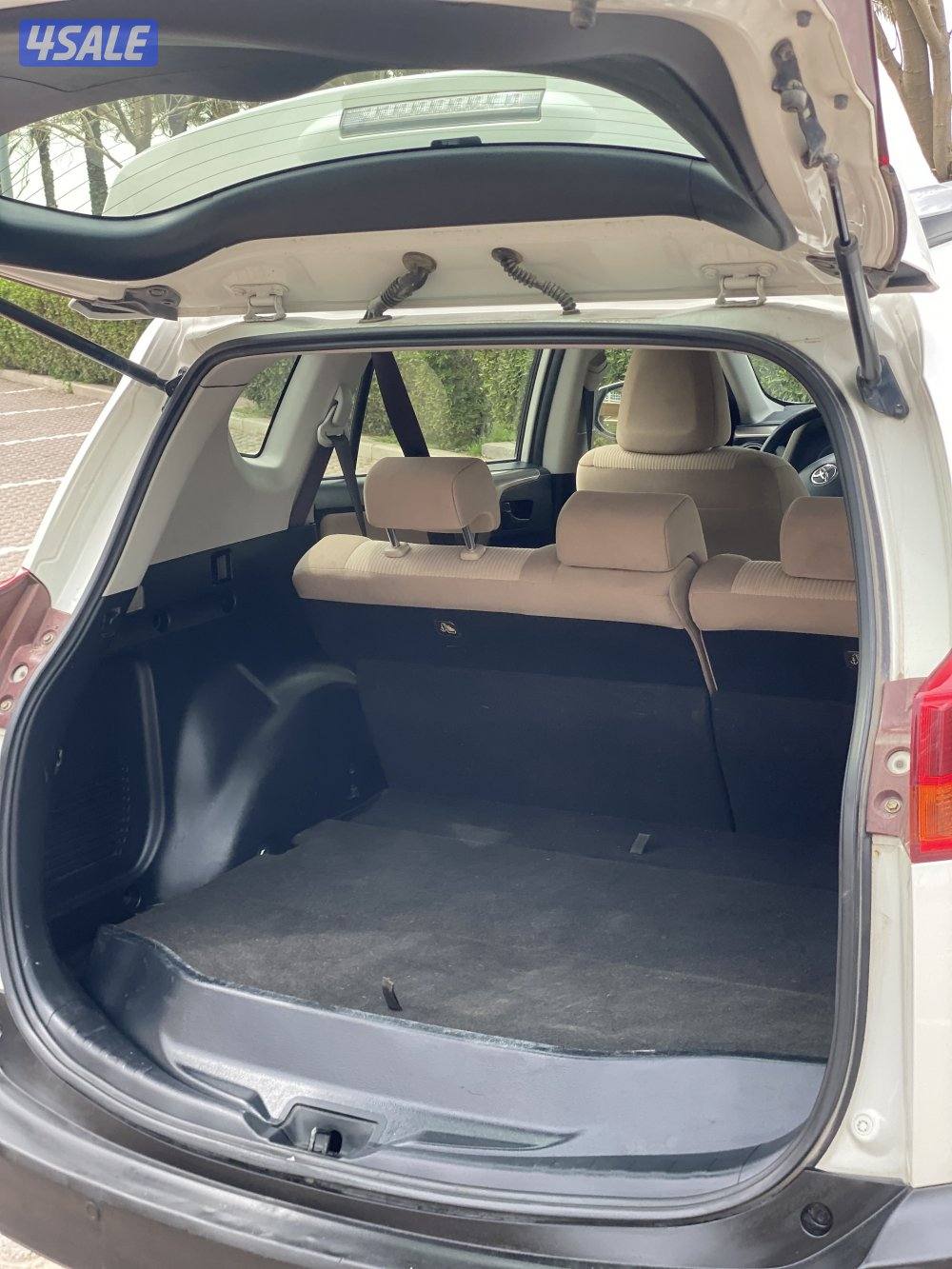 للبيع تويوتا راف فور 201411