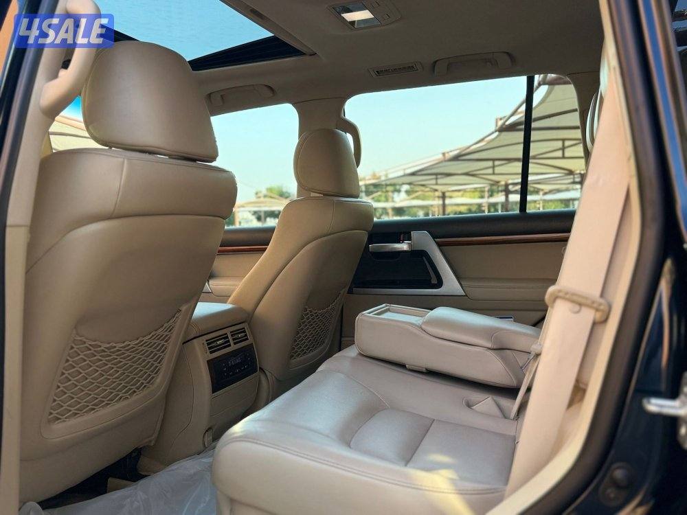 لاند كروزر VX.R موديل 20187