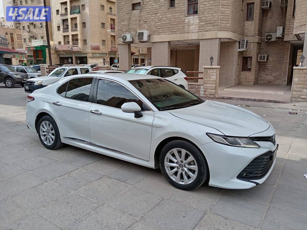 للبيع كامري GLE موديل 20194