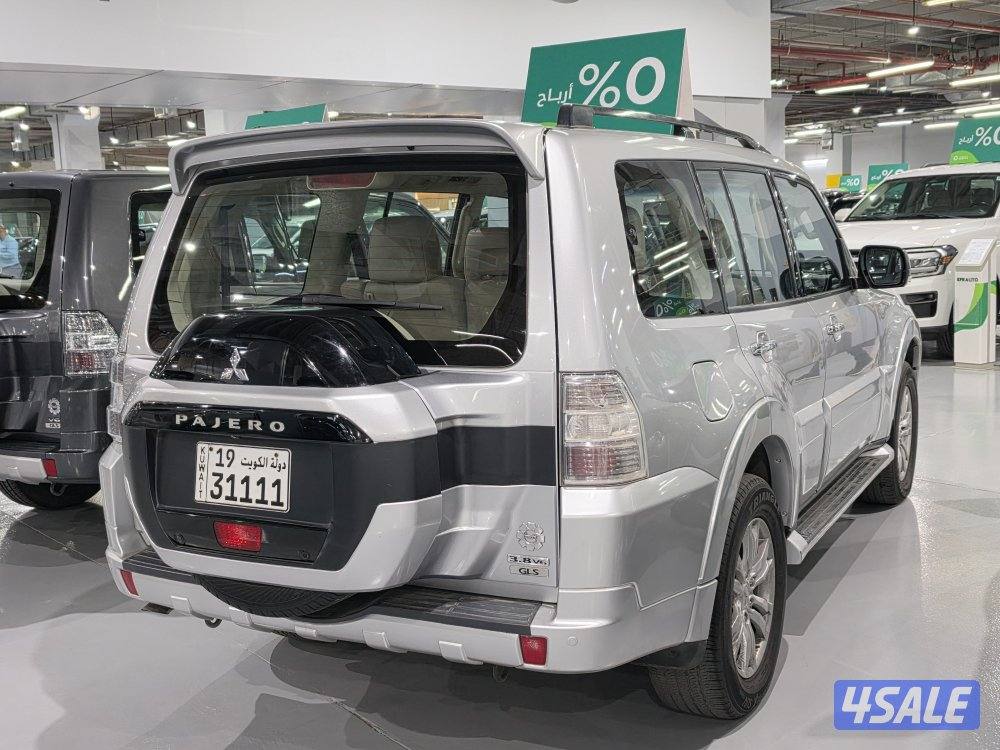 Mitsubishi Pajero1