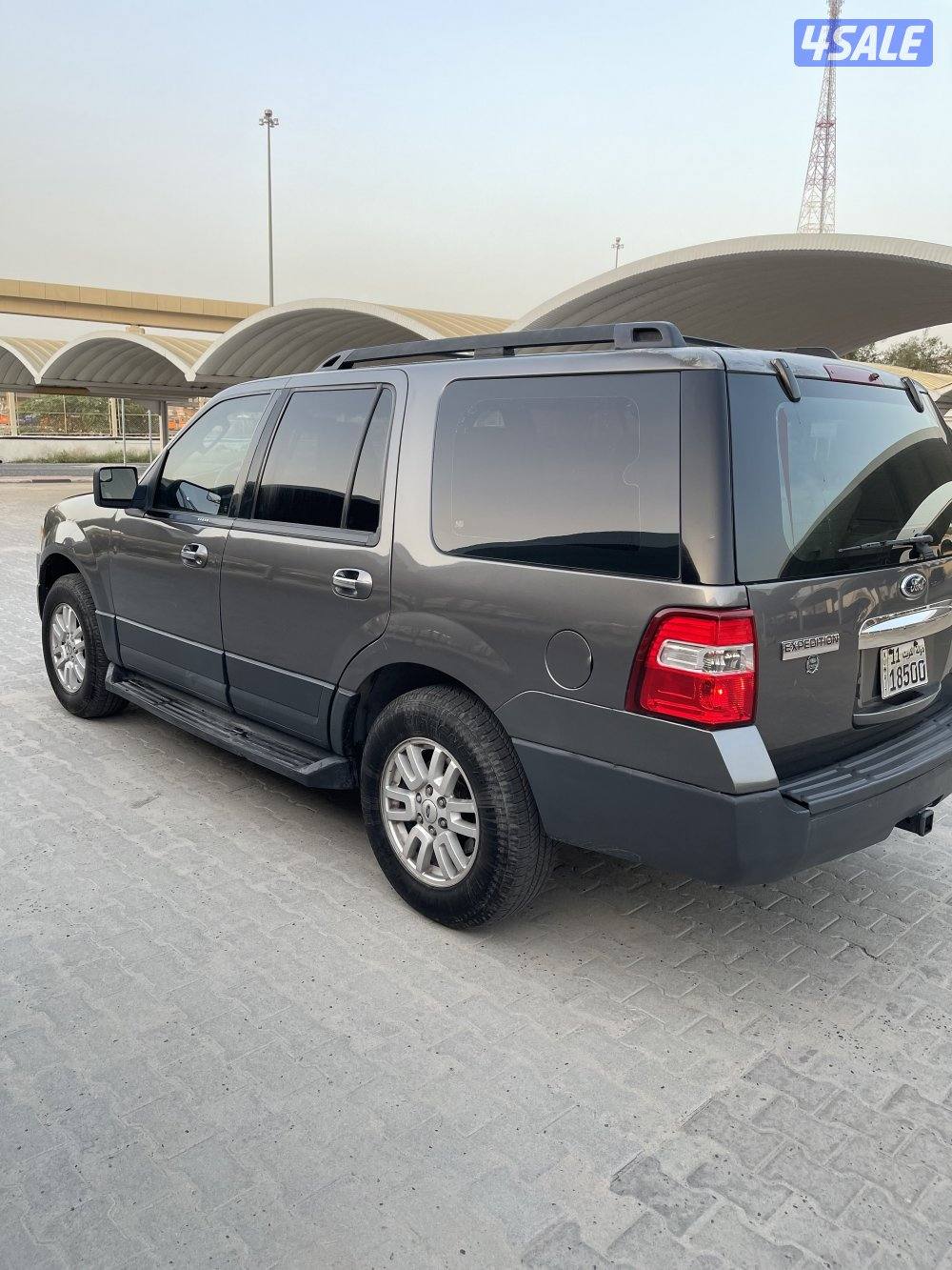 للبيع اكسبدشن 20133