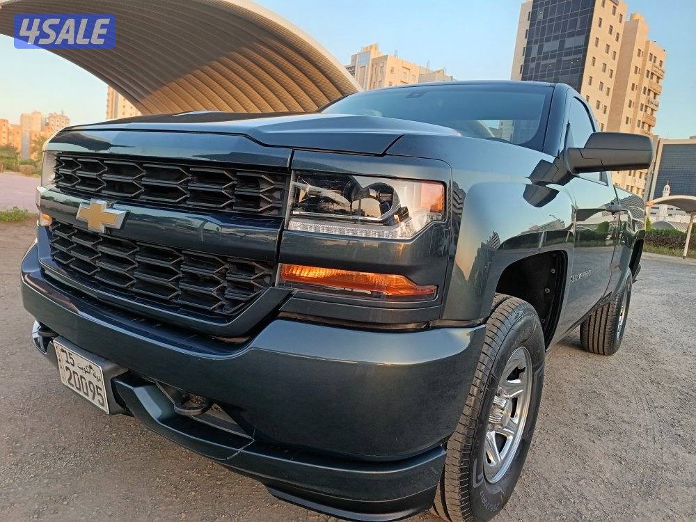 وانيت شفر سلفرادو 2017 الغانم بحاله ممتازه وبشرط الفحص3