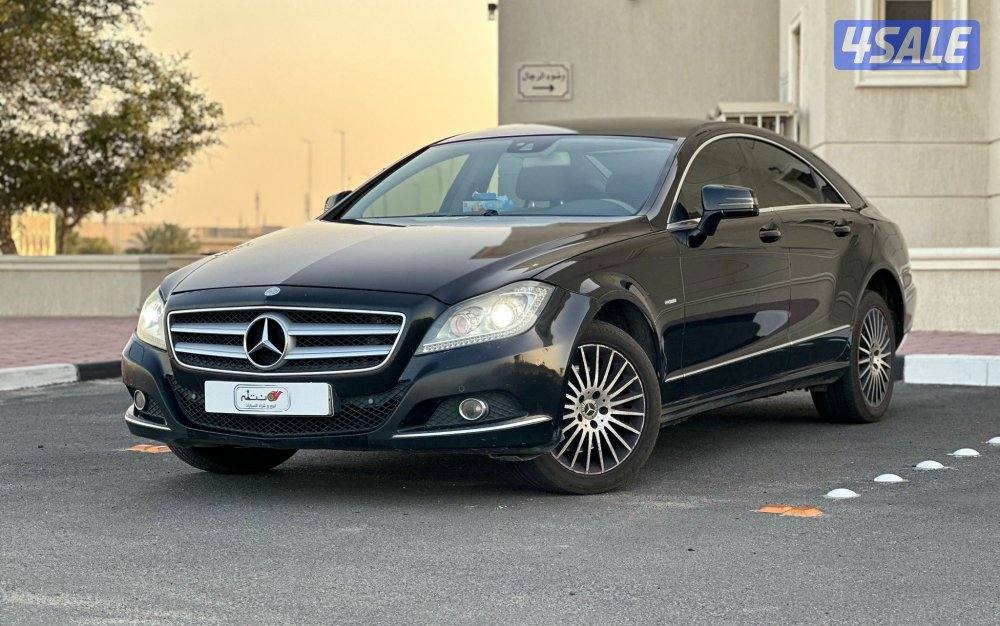 للبيع مرسيدس CIS3501