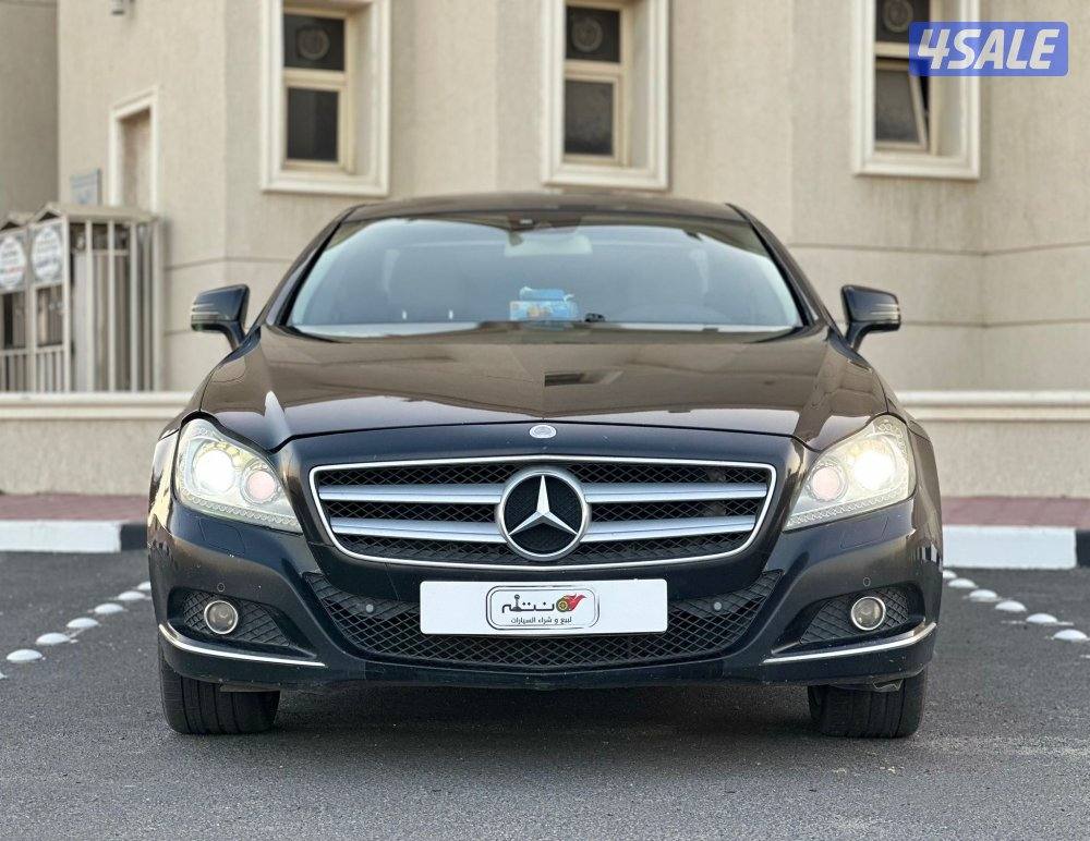 للبيع مرسيدس CIS3505