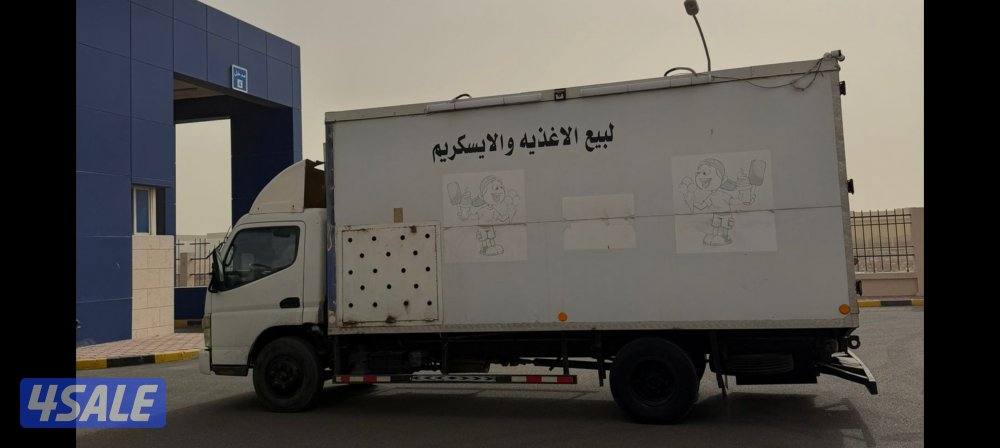 سيارة هاف لوري موديل 2011 شاطي 5 متر4