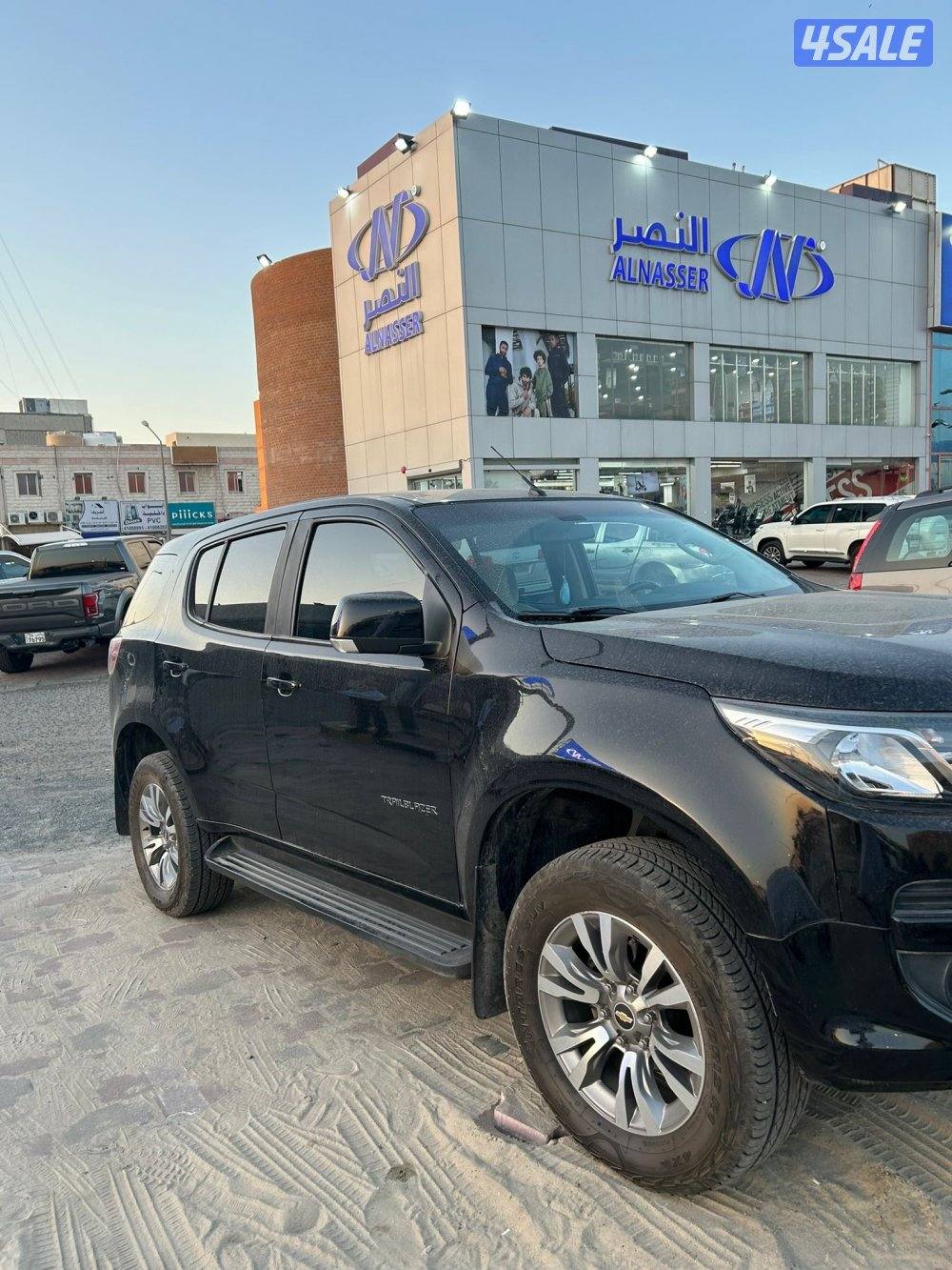 للبيع تريل بليزر4