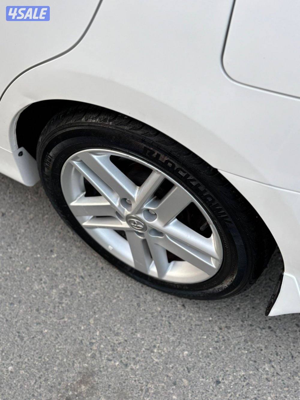 للبيع كامري 2015عداد124الف4