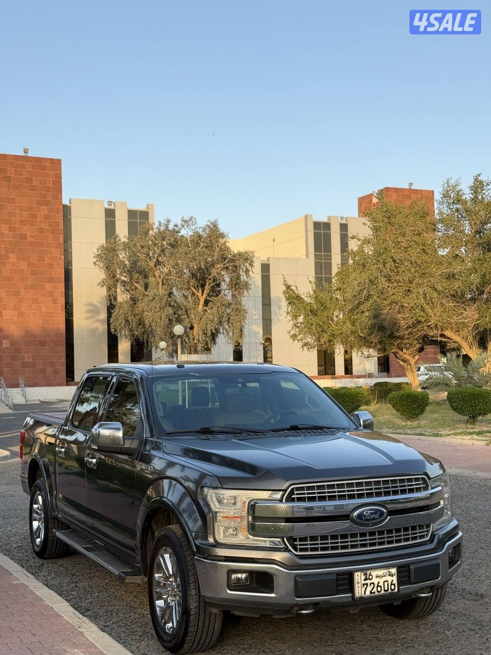 وانيت فورد لاريت 20194