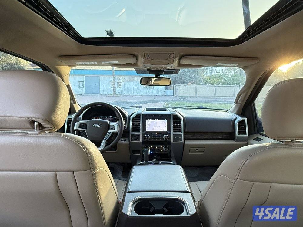 وانيت فورد لاريت 20197