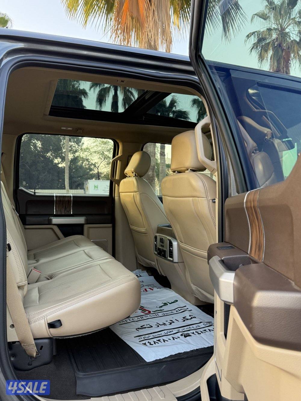 وانيت فورد لاريت 201910