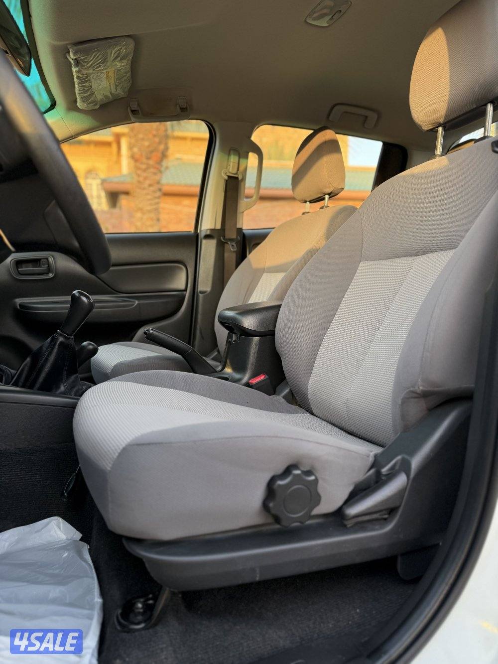 ميتسوبيشي L200 صبغ الوكالة4