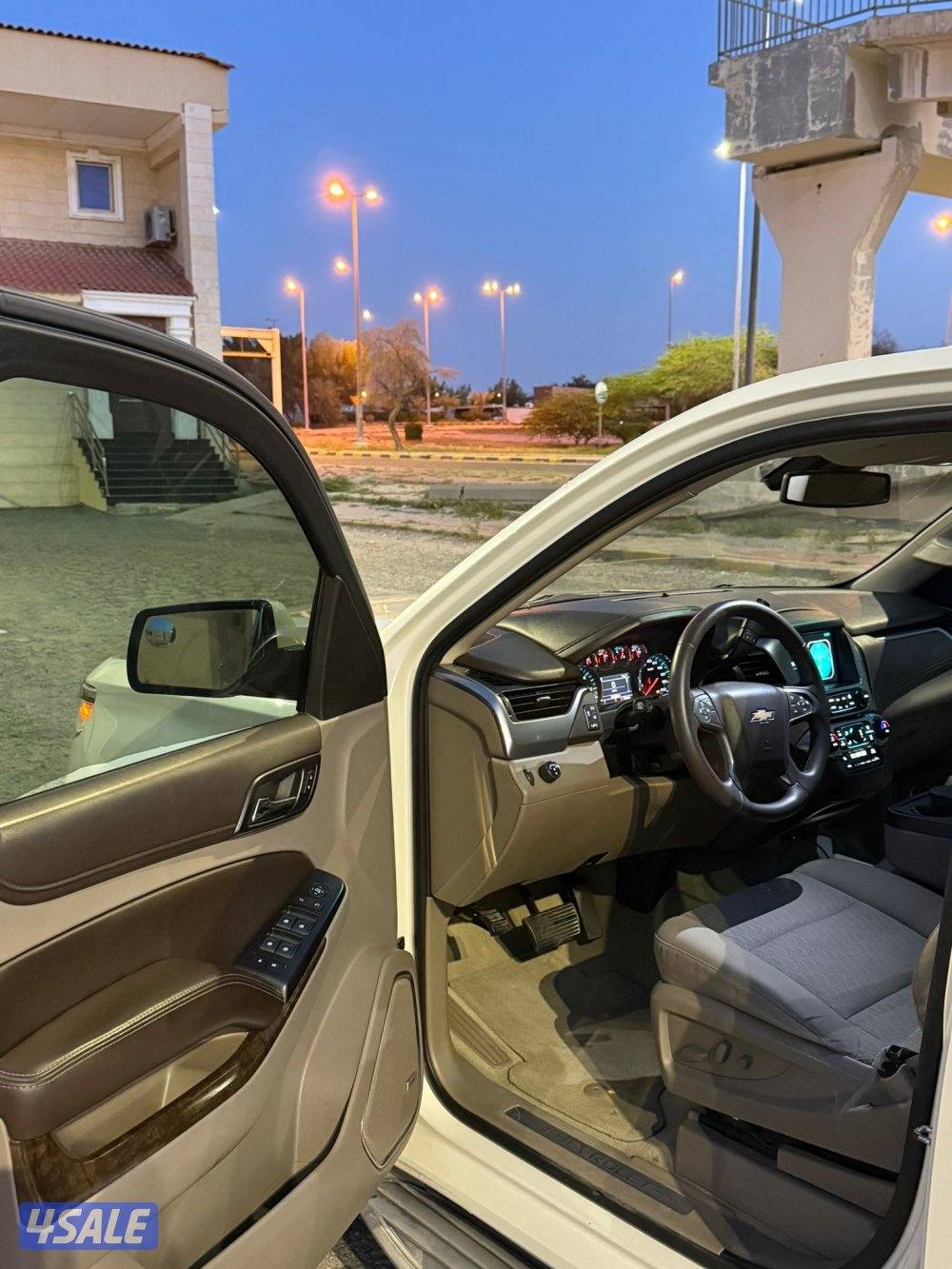 تاهو 2015 LT صبغ الوكاله عدا قطعه4