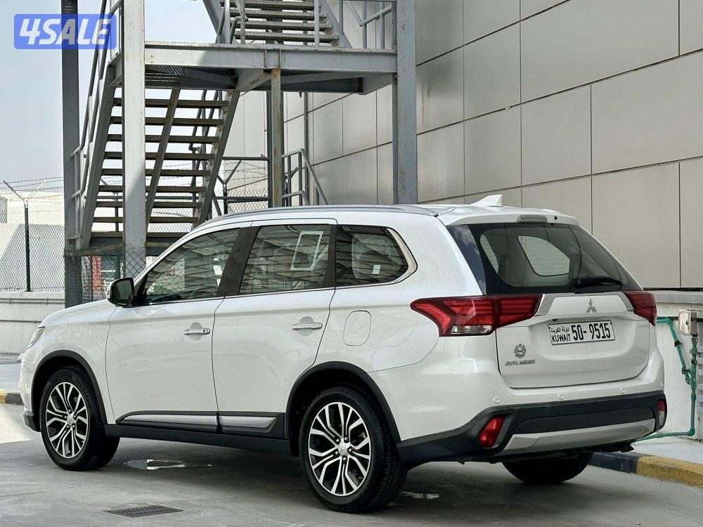 اوتلاندر / ٢٠١٧2