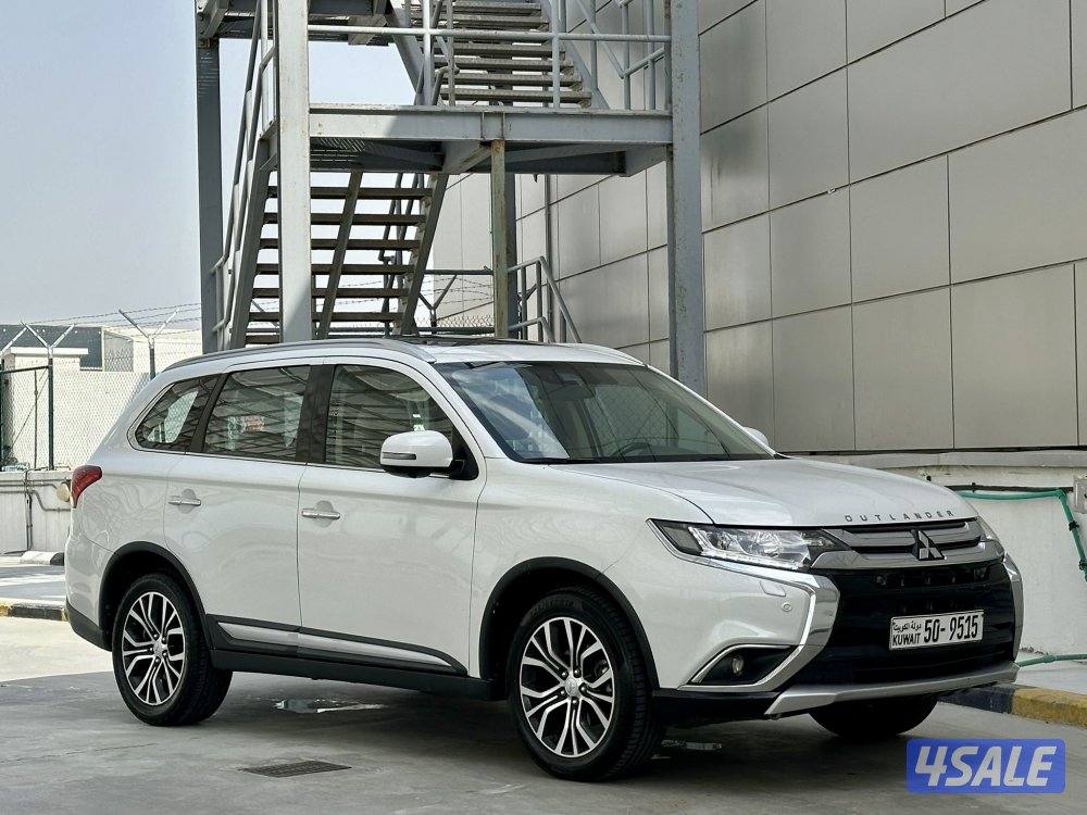 اوتلاندر / ٢٠١٧5