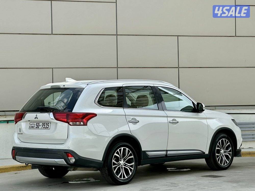 اوتلاندر / ٢٠١٧7