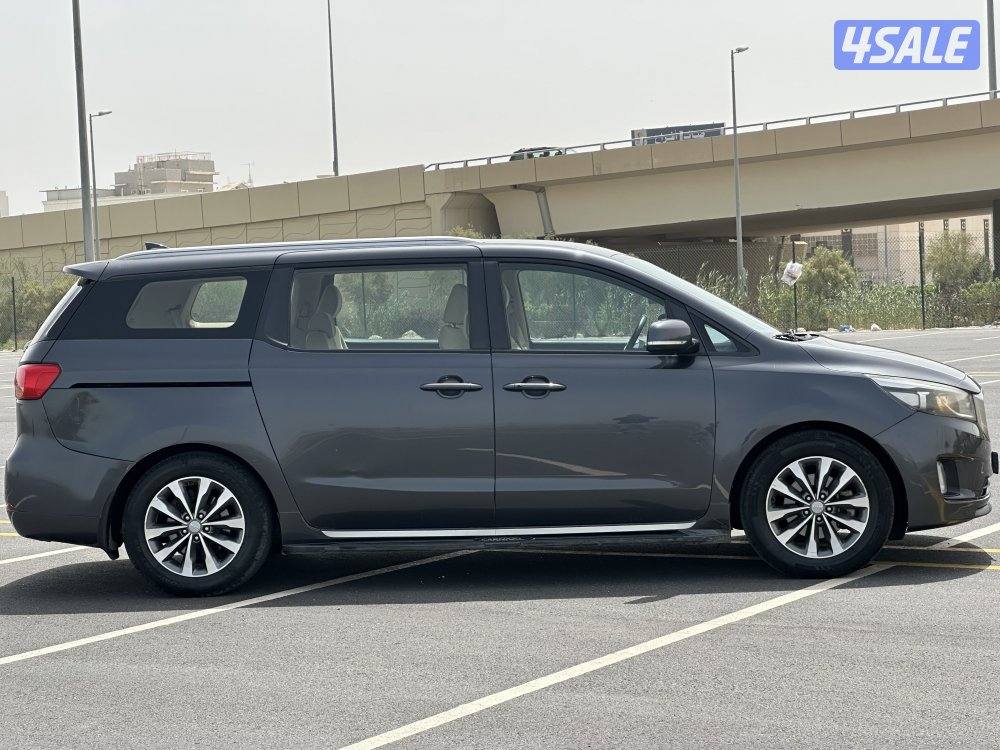 للبيع كيا كرنفال8