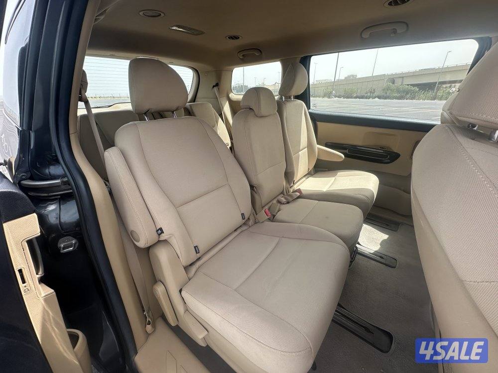 للبيع كيا كرنفال10