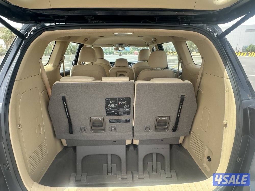 للبيع كيا كرنفال12