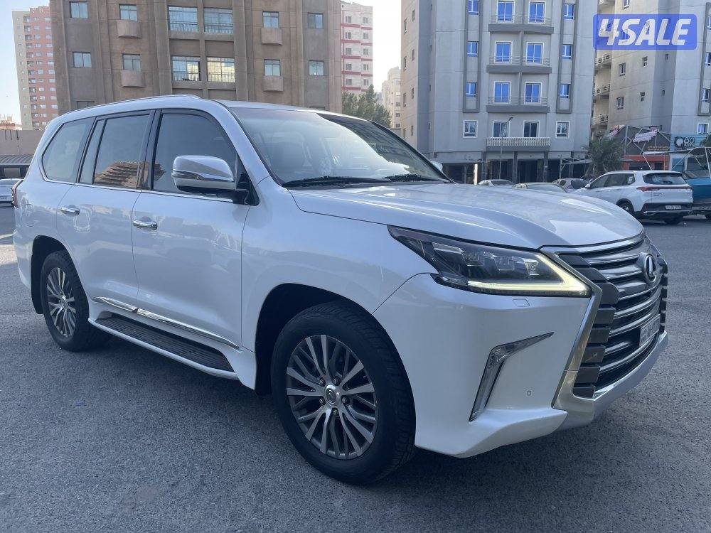 للبيع جيب لكزس LX460 موديل 20170