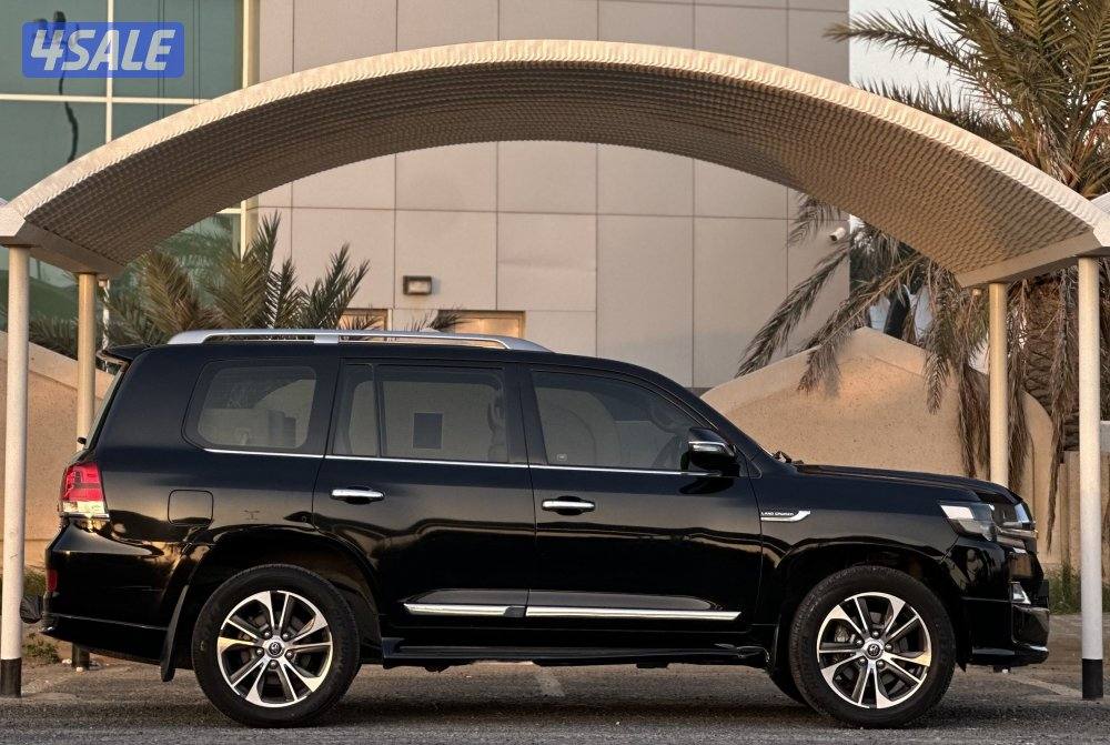 معرض القمة 🚩3